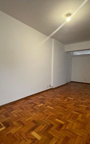 Apartamento à venda com 64m², 2 quartos e sem vaga Apartamento à venda com 64m², 2 quartos e sem vagaSala