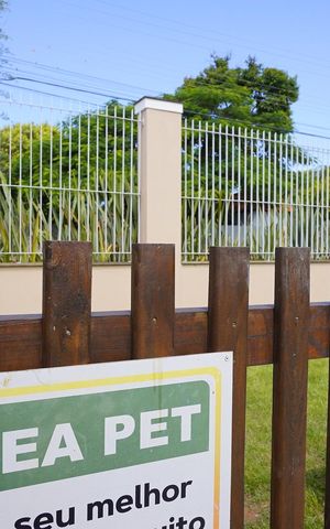 Casa de condomínio para alugar com 120m², 3 quartos e 2 vagasEspaço pet
