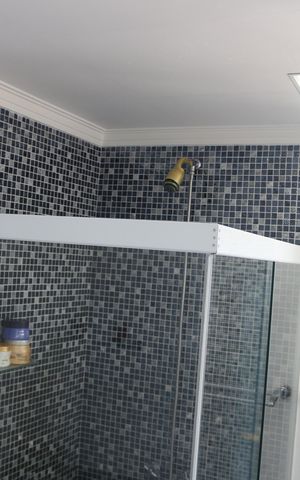 Apartamento à venda com 360m², 3 quartos e 4 vagasBanheiro da Suíte 1