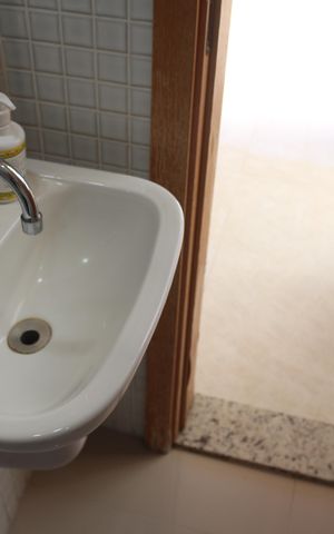 Apartamento à venda com 360m², 3 quartos e 4 vagasBanheiro 1