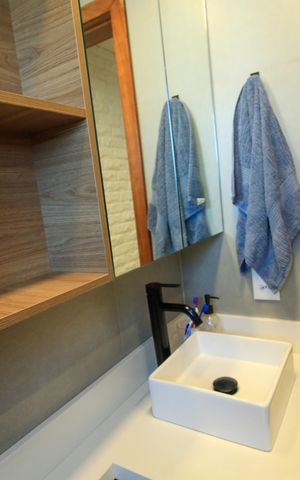 Apartamento à venda com 74m², 2 quartos e 2 vagas Apartamento à venda com 74m², 2 quartos e 2 vagasBanheiro