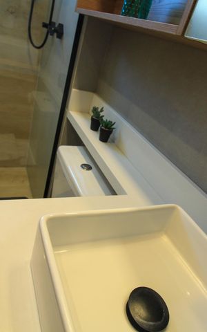 Apartamento à venda com 74m², 2 quartos e 2 vagas Apartamento à venda com 74m², 2 quartos e 2 vagasBanheiro