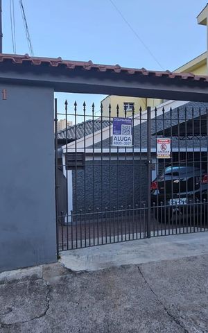 Casa para alugar com 65m², 1 quarto e sem vaga Casa para alugar com 65m², 1 quarto e sem vagaFachada