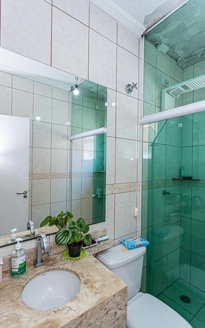 Casa à venda com 545m², 5 quartos e 3 vagas Casa à venda com 545m², 5 quartos e 3 vagasBanheiro