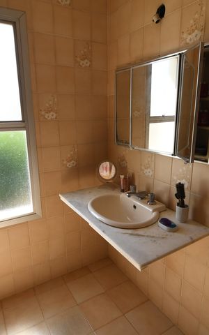Casa à venda com 258m², 4 quartos e 2 vagasBanheiro 3