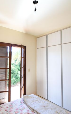 Casa à venda com 258m², 4 quartos e 2 vagasQuarto 2