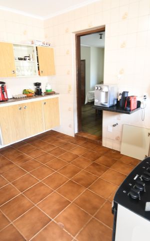 Casa à venda com 258m², 4 quartos e 2 vagasCozinha