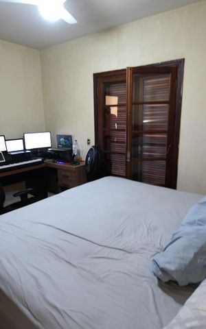 Casa à venda com 258m², 4 quartos e 2 vagasQuarto - Suíte