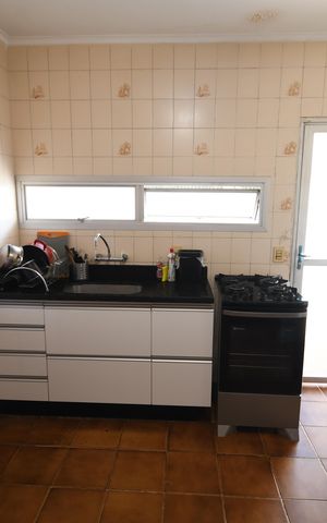 Casa à venda com 258m², 4 quartos e 2 vagasCozinha