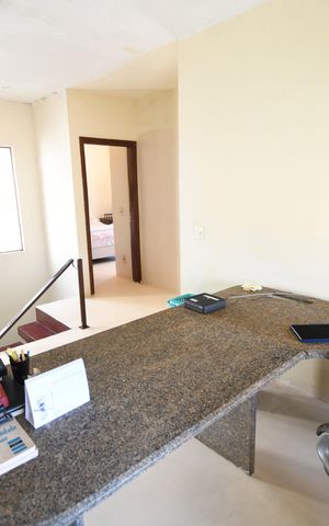 Casa à venda com 258m², 4 quartos e 2 vagasSala 3 / Escritório