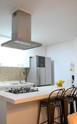 Casa à venda com 225m², 3 quartos e 2 vagas Casa à venda com 225m², 3 quartos e 2 vagasCozinha