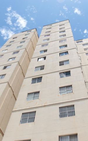 Apartamento para alugar com 60m², 2 quartos e 1 vagaFachada