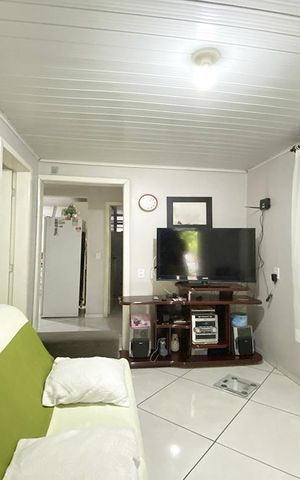 Casa à venda com 92m², 3 quartos e 1 vagaSala