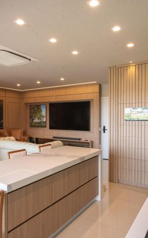 Apartamento à venda com 107m², 2 quartos e 2 vagas Apartamento à venda com 107m², 2 quartos e 2 vagasCozinha