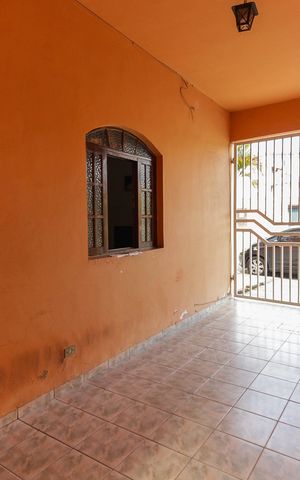 Casa à venda com 153m², 4 quartos e 1 vaga Casa à venda com 153m², 4 quartos e 1 vagaGaragem Casa 1