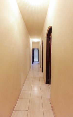 Casa à venda com 153m², 4 quartos e 1 vaga Casa à venda com 153m², 4 quartos e 1 vagaCorredor Casa 2