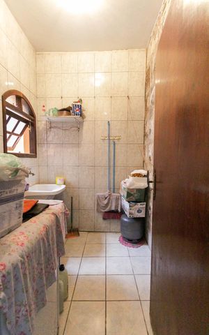 Casa à venda com 153m², 4 quartos e 1 vaga Casa à venda com 153m², 4 quartos e 1 vagaÁrea de Serviço Casa 1
