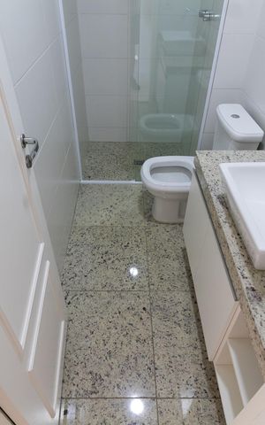 Apartamento à venda com 82m², 3 quartos e 2 vagasBANHEIRO SOCIAL
