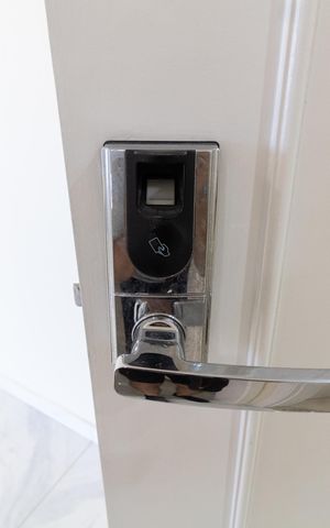 Apartamento à venda com 82m², 3 quartos e 2 vagasFECHADURA