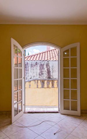 Casa à venda com 224m², 3 quartos e 3 vagas Casa à venda com 224m², 3 quartos e 3 vagasQuarto 2