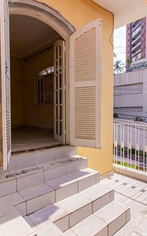 Casa à venda com 224m², 3 quartos e 3 vagas Casa à venda com 224m², 3 quartos e 3 vagasVaranda do Quarto 2