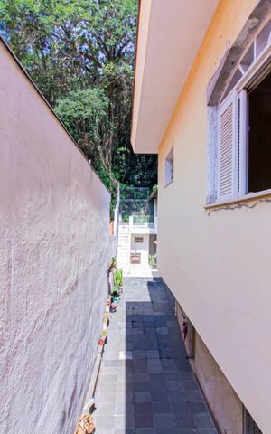 Casa à venda com 224m², 3 quartos e 3 vagas Casa à venda com 224m², 3 quartos e 3 vagasVaranda do Quarto 2