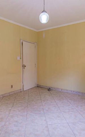 Casa à venda com 224m², 3 quartos e 3 vagas Casa à venda com 224m², 3 quartos e 3 vagasQuarto 3