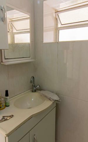 Casa à venda com 224m², 3 quartos e 3 vagas Casa à venda com 224m², 3 quartos e 3 vagasBanheiro - Edícula