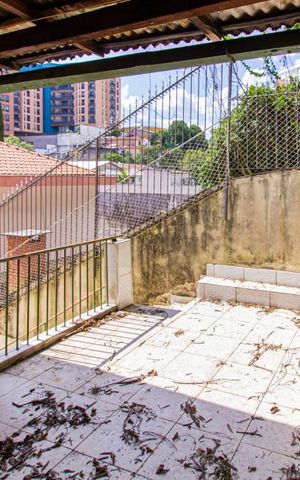 Casa à venda com 224m², 3 quartos e 3 vagas Casa à venda com 224m², 3 quartos e 3 vagasÁrea externa