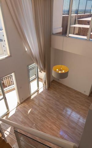 Apartamento à venda com 210m², 3 quartos e 4 vagas Apartamento à venda com 210m², 3 quartos e 4 vagasVISTA DO HALL