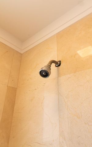 Apartamento à venda com 210m², 3 quartos e 4 vagas Apartamento à venda com 210m², 3 quartos e 4 vagasBANHEIRO SOCIAL