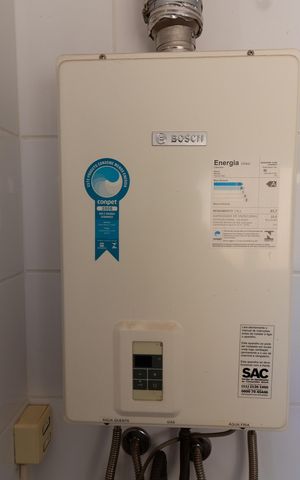 Apartamento à venda com 210m², 3 quartos e 4 vagas Apartamento à venda com 210m², 3 quartos e 4 vagasÁREA DE SERVIÇO