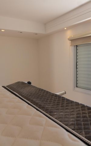 Apartamento à venda com 210m², 3 quartos e 4 vagas Apartamento à venda com 210m², 3 quartos e 4 vagasSUITE