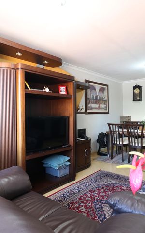 Apartamento à venda com 90m², 3 quartos e sem vagaSala