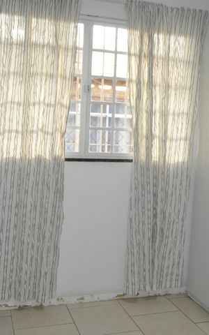Casa de condomínio à venda com 200m², 5 quartos e 1 vagaQuarto 1