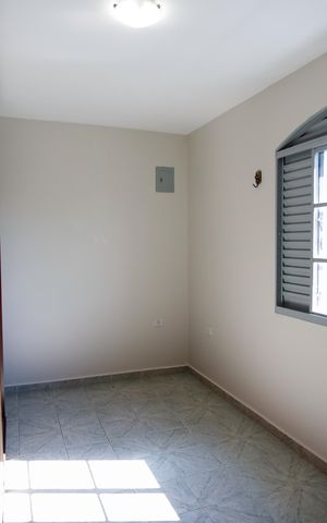Casa à venda com 274m², 5 quartos e 2 vagas Casa à venda com 274m², 5 quartos e 2 vagasQuarto 1