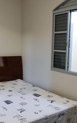 Casa à venda com 274m², 5 quartos e 2 vagas Casa à venda com 274m², 5 quartos e 2 vagasQuarto 2