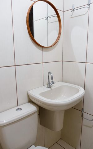 Casa à venda com 274m², 5 quartos e 2 vagas Casa à venda com 274m², 5 quartos e 2 vagasBanheiro 1