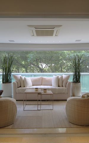 Apartamento à venda com 280m², 3 quartos e 4 vagasVaranda