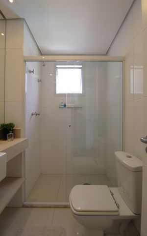 Apartamento à venda com 280m², 3 quartos e 4 vagasBanheiro da Suíte 1