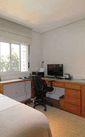 Apartamento à venda com 280m², 3 quartos e 4 vagasQuarto 1 - Suíte