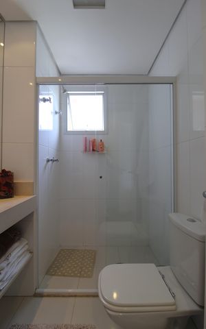 Apartamento à venda com 280m², 3 quartos e 4 vagasBanheiro da Suíte 2
