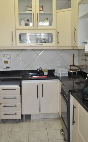 Apartamento à venda com 60m², 2 quartos e 1 vagaCozinha