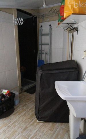 Casa para alugar com 80m², 2 quartos e 1 vagaÁrea de serviço