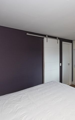 Studio à venda com 70m², 1 quarto e 2 vagas Studio à venda com 70m², 1 quarto e 2 vagasSuíte