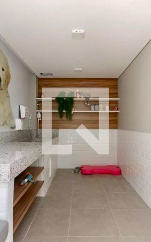 Apartamento à venda com 28m², 1 quarto e sem vaga Apartamento à venda com 28m², 1 quarto e sem vagaPet Shower