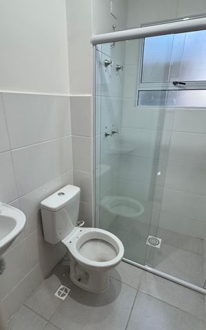 Apartamento à venda com 45m², 2 quartos e 2 vagas Apartamento à venda com 45m², 2 quartos e 2 vagasBanheiro