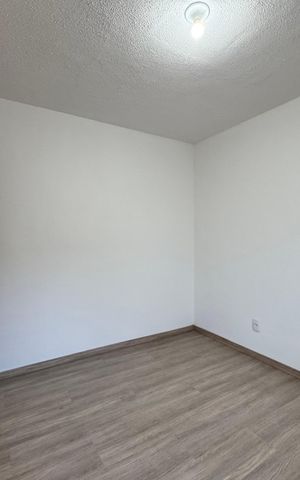 Apartamento à venda com 45m², 2 quartos e 2 vagas Apartamento à venda com 45m², 2 quartos e 2 vagasQuarto 2