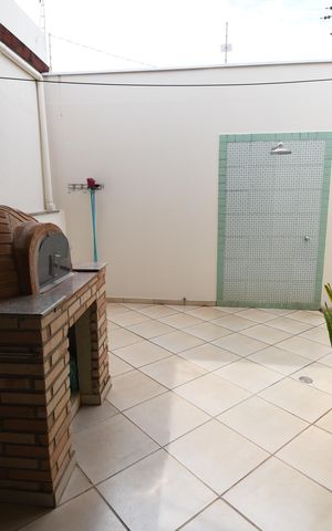 Casa à venda com 189m², 3 quartos e 2 vagasChurrasqueira