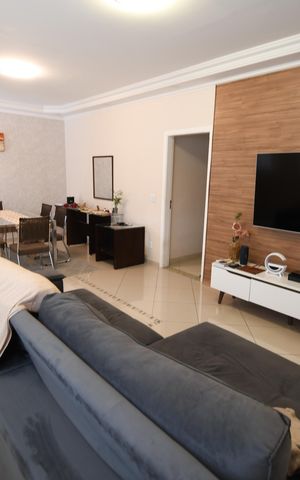 Casa à venda com 189m², 3 quartos e 2 vagasSala